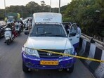 Bengaluru: Investigation underway after unidentified men allegedly posing as RBI officials intercepted an ATM cash van and fled with about <span class='webrupee'>₹</span>seven crore, in Bengaluru.(PTI)