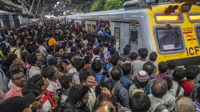 The overnight block, planned from 11:45pm on Saturday to 11:45am on Sunday, was to facilitate the Mumbai Rail Vikas Corporation’s (MRVC) work on the upcoming suburban corridor connecting Panvel and Karjat. (Photo by Satish Bate/ Hindustan Times) (Hindustan Times)