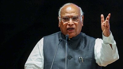 Congress President Mallikarjun Kharge criticized the BJP after several Booth Level Officers committed suicide, allegedly due to the burdens of the electoral roll revision. (@INCIndia) Congress President Mallikarjun Kharge criticized the BJP after several Booth Level Officers committed suicide, allegedly due to the burdens of the electoral roll revision. (@INCIndia)