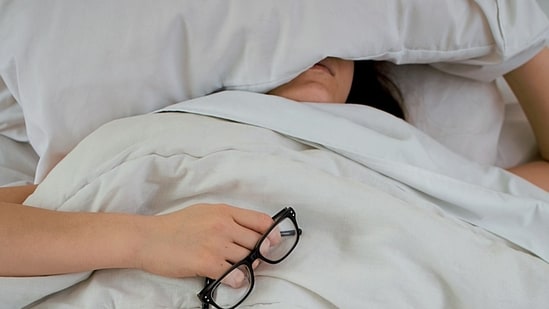 Not following the correct instruction while using melatonin can actually backfire! (Unsplash)