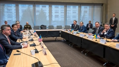 In Geneva, senior officials from both countries continued to adjust the 28-point draft plan. (AP) In Geneva, senior officials from both countries continued to adjust the 28-point draft plan. (AP)