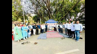 The university administration held a formal meeting with the SPUCTO delegation, including president Prof PK Walunj, vice-president KL Girmakar, general secretary Praveen Tate Deshmukh and other office bearers. (HT)