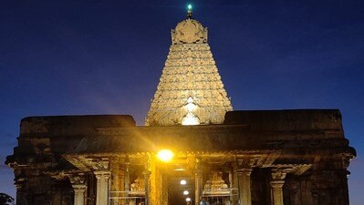ఐఆర్సీటీసీ టెంపుల్స్ ఆఫ్ తమిళనాడు టూర్ (HT Telugu) ఐఆర్సీటీసీ టెంపుల్స్ ఆఫ్ తమిళనాడు టూర్ (HT Telugu)