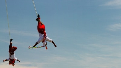 Bungee jumping is an exhilarating sport but you need to be cautious and follow precautions to stay safe. (Picture credit: Freepik) Bungee jumping is an exhilarating sport but you need to be cautious and follow precautions to stay safe. (Picture credit: Freepik)