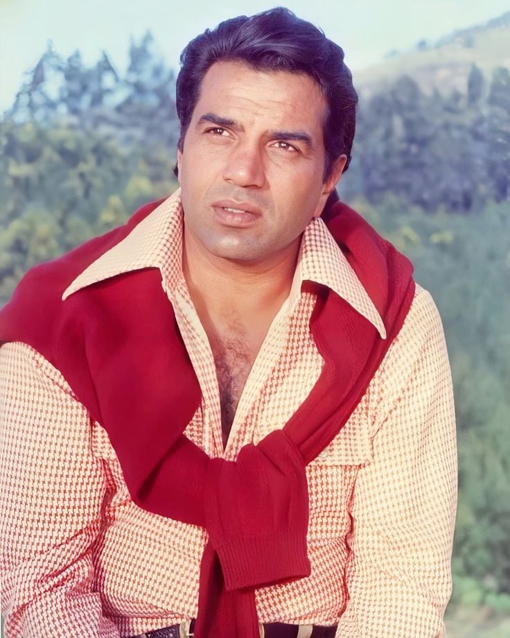 Dharmendra rocking a sweater wrapped around a crisp shirt Dharmendra rocking a sweater wrapped around a crisp shirt