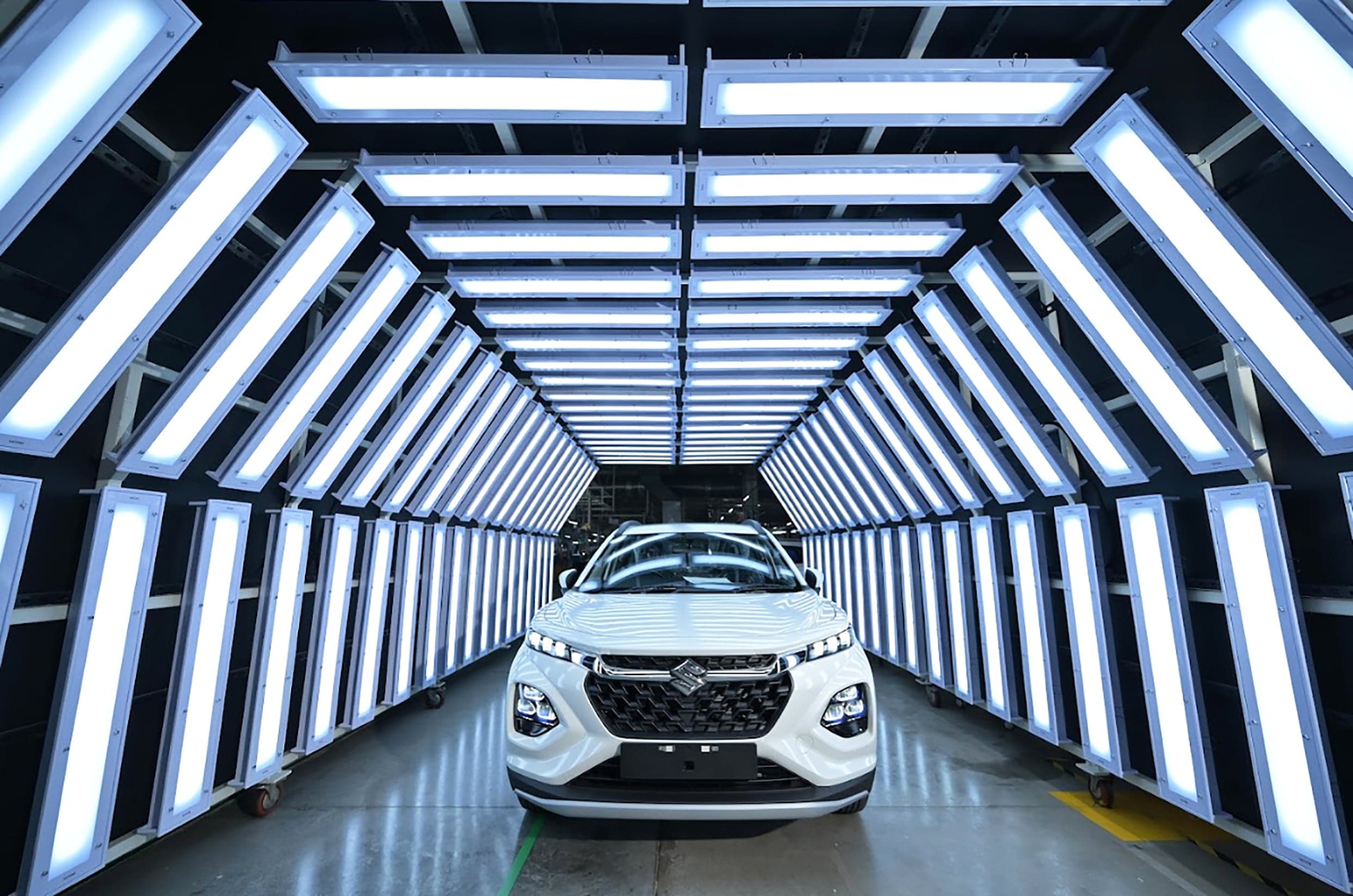 The Fronx sees a clear difference in incentives between turbo-petrol and non-turbo variants, with higher benefits reserved for turbo trims. The Fronx sees a clear difference in incentives between turbo-petrol and non-turbo variants, with higher benefits reserved for turbo trims.