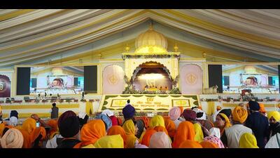 Devotees at the venue of the state-level function attended by Prime Minister Narendra Modi to mark the 350th martyrdom anniversary of the ninth Sikh Guru, Guru Tegh Bahadur, at Jyotisar near Kurukshetra on Tuesday. (HT Photo) Devotees at the venue of the state-level function attended by Prime Minister Narendra Modi to mark the 350th martyrdom anniversary of the ninth Sikh Guru, Guru Tegh Bahadur, at Jyotisar near Kurukshetra on Tuesday. (HT Photo)