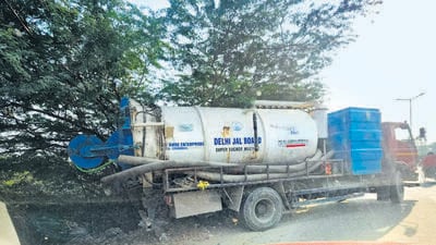 Officials said the misuse of tankers is alarming as Gurugram has a structured sewage-management system designed precisely to prevent such dumping. (HT photo) Officials said the misuse of tankers is alarming as Gurugram has a structured sewage-management system designed precisely to prevent such dumping. (HT photo)