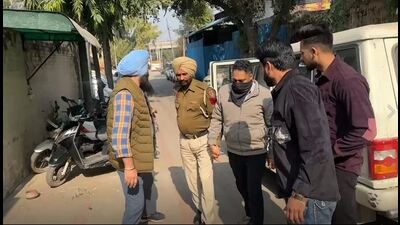 The accused in the custody of Mohali police. (HT)