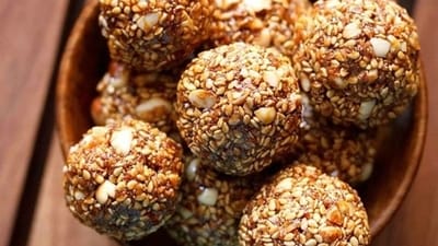 Packed with fibre and nutrition, these ladoos are delicious as well as healthy. (Adobe Stock) Packed with fibre and nutrition, these ladoos are delicious as well as healthy. (Adobe Stock)