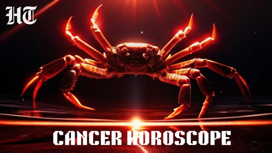 Cancer Horoscope Today: Read our expert astrological predictions to find out what the stars have in store for you. (Freepik)