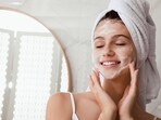 Face wash for dry skin to make it smooth and soft