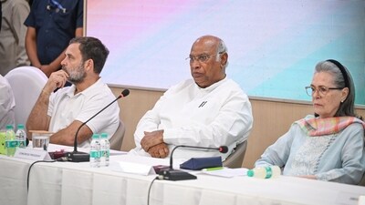 Congress President Mallikarjun Kharge said that the high command would “sit together and deliberate” to settle the speculation around the chief ministerial post in Karnataka. (File/Sanchit Khanna/HT Photo)