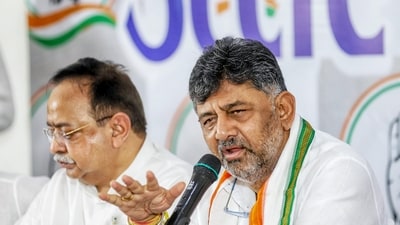 Deputy chief minister DK Shivakumar said he does not wish to speak publicly on the issue, noting there was a “secret deal” among “5-6 of us” in the party. (HT_PRINT) Deputy chief minister DK Shivakumar said he does not wish to speak publicly on the issue, noting there was a “secret deal” among “5-6 of us” in the party. (HT_PRINT)