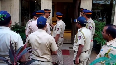 Aunt, uncle, 3 others held for kidnapping and selling 5-yr-old girl (Representative image/PTI) Aunt, uncle, 3 others held for kidnapping and selling 5-yr-old girl (Representative image/PTI)