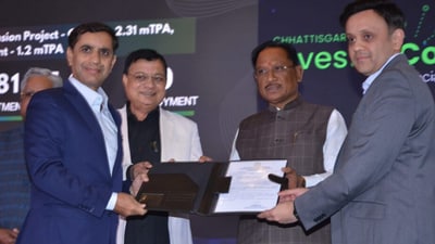 Chief Minister Vishnu Deo Sai with industry representatives during the Chhattisgarh Investor Connect event in New Delhi, where the state reported proposals worth ₹6,826 crore. Chief Minister Vishnu Deo Sai with industry representatives during the Chhattisgarh Investor Connect event in New Delhi, where the state reported proposals worth ₹6,826 crore.