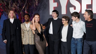 Cast members Jamie Campbell Bower, Caleb McLaughlin, Millie Bobby Brown, Noah Schnapp, Gaten Matarazzo, Finn Wolfhard and Executive Producer Shawn Levy attend a photocall at the Netflix Tudum Theater in Hollywood for an event to help kick off the Stranger Things final season in Los Angeles, California, U.S. November 8, 2025.  REUTERS/Mike Blake (REUTERS)
