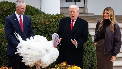 US First Lady Melania Trump, right, watches as President Donald Trump pardons Gobble, the 2025 National Thanksgiving Turkey, during a ceremony in the Rose Garden of the White House in Washington, DC, US, on Tuesday, Nov. 25, 2025. (Bloomberg) US First Lady Melania Trump, right, watches as President Donald Trump pardons Gobble, the 2025 National Thanksgiving Turkey, during a ceremony in the Rose Garden of the White House in Washington, DC, US, on Tuesday, Nov. 25, 2025. (Bloomberg)