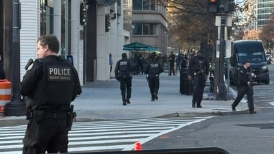 Police presence after shooting near White House in Washington DC. (X/@MikeCarterTV) Police presence after shooting near White House in Washington DC. (X/@MikeCarterTV)