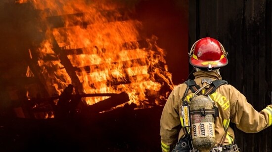 Police said the two workers died of head injuries. (Representative image)