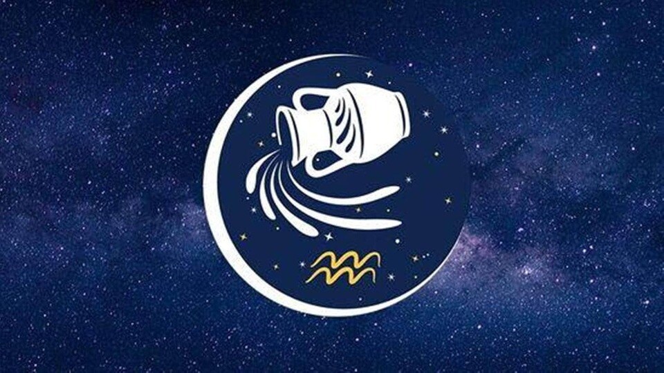 <p>ధనుస్సు రాశిలో కుజుడు సంచారం చేయడం వల్ల ఏర్పడిన సమసప్తక యోగం కుంభ రాశి వారికి అనేక ప్రయోజనాలను చేకూరుస్తుంది. ఈ కాలంలో వారు దాదాపు అన్ని విషయాలలో విజయం సాధించగలుగుతారు. ఆర్థిక పరిస్థితి గతంలో కంటే చాలా మెరుగ్గా ఉంటుంది. కోరుకున్న అనేక విషయాలను సాధించగలుగుతారు. మీ గురించి చాలా మందికి ఉన్న అపోహలు తొలగిపోతాయి. వివాహిత జంటల మధ్య సాన్నిహిత్యం, ఐక్యత పెరుగుతాయి. మీరు మీ ఇంటికి కొన్ని విలాసవంతమైన వస్తువులను కొనుగోలు చేయవచ్చు. ఉద్యోగార్థులకు అద్భుతమైన ఉద్యోగ అవకాశాలు లభిస్తాయి.</p>