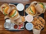 Fast-food restaurants open on Thanksgiving