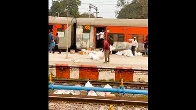 A screen grab of the viral video. (Sourced)