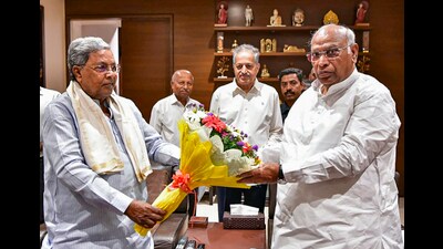 Karnataka Chief Minister Siddaramaiah during a meeting with Congress President Mallikarjun Kharge at the former’s residence, in Bengaluru. (@siddaramaiah) Karnataka Chief Minister Siddaramaiah during a meeting with Congress President Mallikarjun Kharge at the former’s residence, in Bengaluru. (@siddaramaiah)