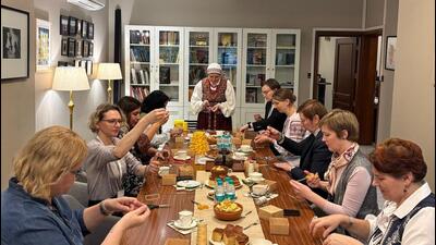 Lithuanian artist Vida Sniečkuvienė. (Facebook / Embassy of Lithuania in India)