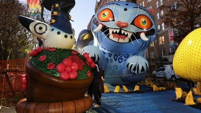 KPop Demon Hunters balloons are prepared on the eve of the Macy's Thanksgiving Day Parade 2025 on Manhattan's upper west side in New York City, U.S., November 26, 2025. REUTERS/Kylie Cooper (REUTERS)