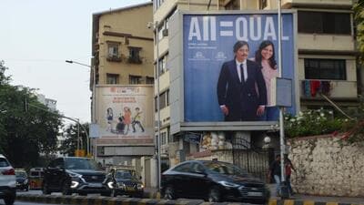 Under the new rules, hoardings larger than 40 ft x 40 ft will no longer be allowed anywhere in Mumbai. (HT PHOTO) Under the new rules, hoardings larger than 40 ft x 40 ft will no longer be allowed anywhere in Mumbai. (HT PHOTO)