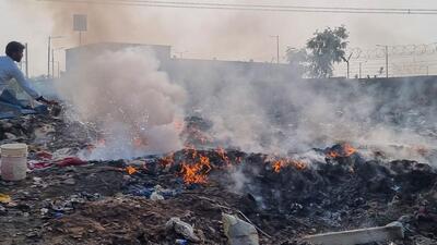Waste seen on fire at an illegal dumping site in Narsinghpur industrial area in Gurugram on Thursday. (Parveen Kumar/HT) Waste seen on fire at an illegal dumping site in Narsinghpur industrial area in Gurugram on Thursday. (Parveen Kumar/HT)