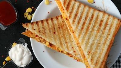 Sandwich is one of the common breakfast option but the processed bread may not be healthy for kidney health. (Picture credit: Unsplash) Sandwich is one of the common breakfast option but the processed bread may not be healthy for kidney health. (Picture credit: Unsplash)