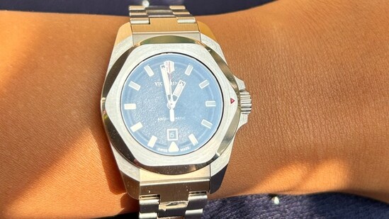 Victorinox watch review: sleek but expensive