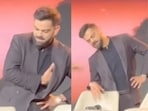 Virat Kohli was unable to control his laughter. Virat Kohli was unable to control his laughter.