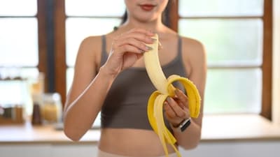 Dietitian-approved guidance on the best time to eat a banana. (Adobe Stock ) Dietitian-approved guidance on the best time to eat a banana. (Adobe Stock )