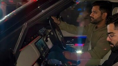 MS Dhoni drives Virat Kohli (@chixxsays/X) MS Dhoni drives Virat Kohli (@chixxsays/X)