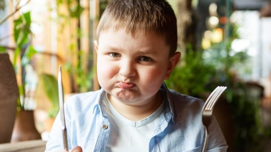 Encourage your children to stay in healthy weight category, as per BMI. (Picture credit: Freepik)
