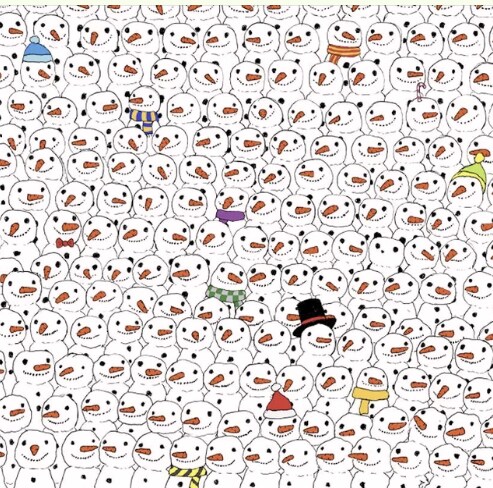 The panda is hidden on the right side of the photo. (Reddit) The panda is hidden on the right side of the photo. (Reddit)