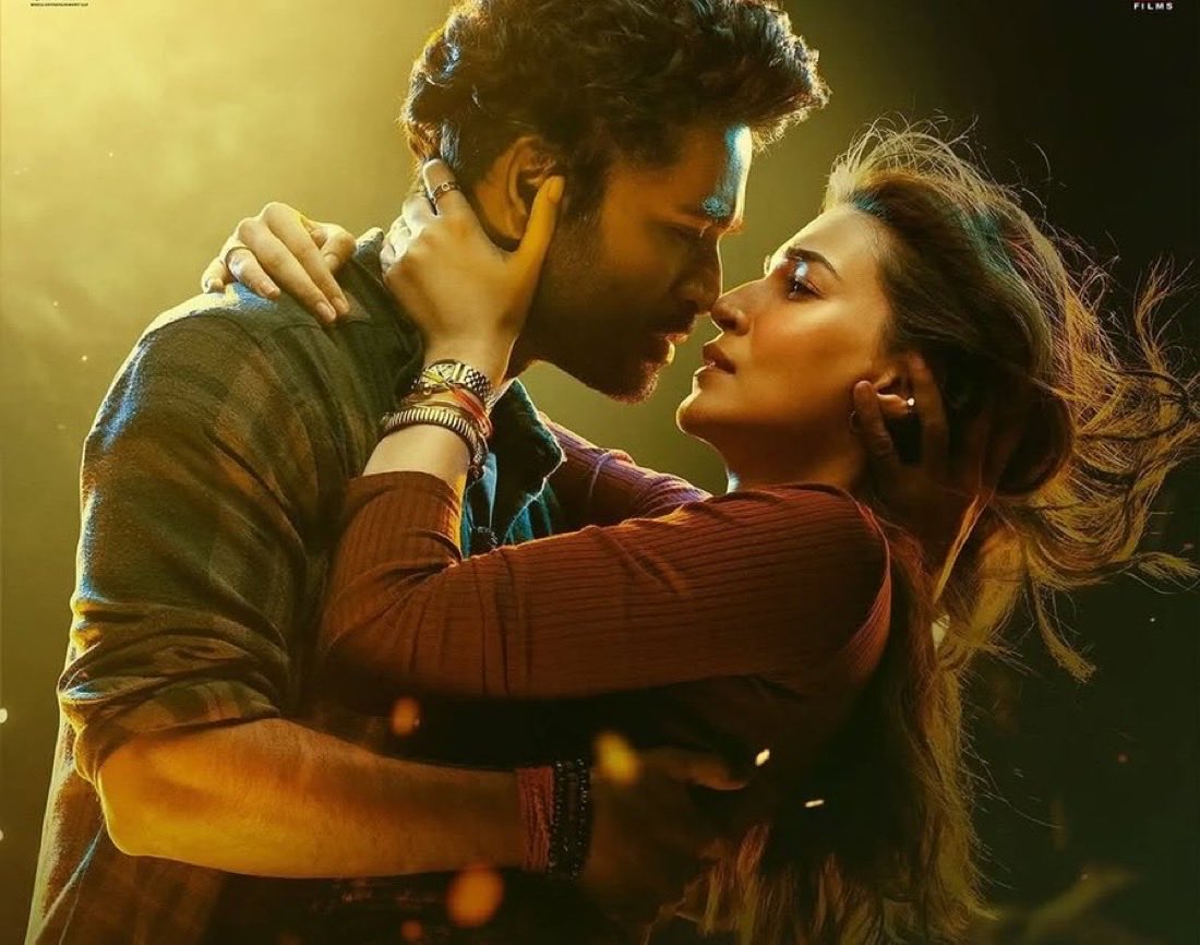 Dhanush and Kriti Sanon in Tere Ishk Mein Dhanush and Kriti Sanon in Tere Ishk Mein