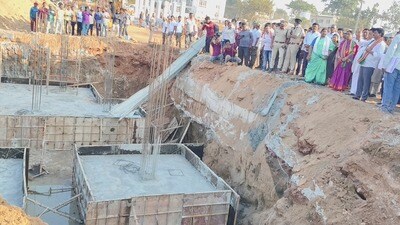 మేడారం మహాజాతరకు శాశ్వత సదుపాయాలు - పరిశీలిస్తున్న మంత్రులు మేడారం మహాజాతరకు శాశ్వత సదుపాయాలు - పరిశీలిస్తున్న మంత్రులు