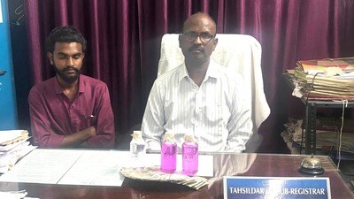 ఏసీబీకి చిక్కిన తహసీల్దార్ మహేందర్ ఏసీబీకి చిక్కిన తహసీల్దార్ మహేందర్