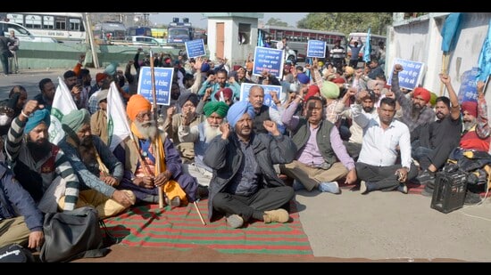 Contractual transport workers staging a protest in Ludhiana on Saturday. (Manish/HT)