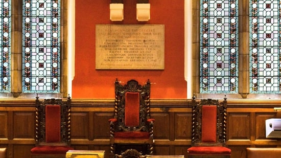 The debate was scheduled to be held on November 27. (oxford-union.org)