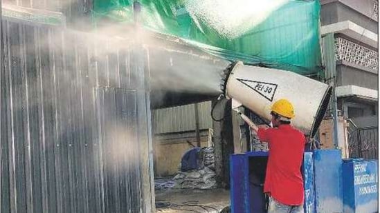 The MPCB mandates regular water sprinkling as a critical dust mitigation measure for builders at construction and demolition sites to control air pollution, specifically PM10 and PM2.5. (HT Archives)