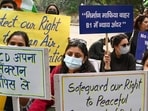 RWA members of Sector-B Pocket-1 Vasant Kunj during the protest. (Arvind Yadav/HT Photo)