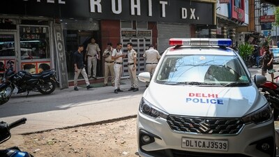 According to police, a PCR call was received about the firing at 6.25am from Aya Nagar. (Representational/HT Photo) According to police, a PCR call was received about the firing at 6.25am from Aya Nagar. (Representational/HT Photo)