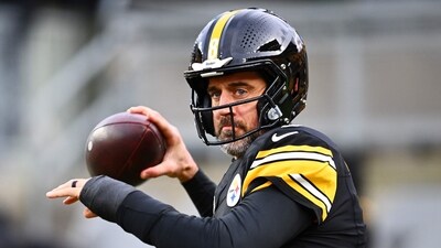 Aaron Rodgers #8 of the Pittsburgh Steelers warms up prior to a game against the Buffalo Bills at Acrisure Stadium on November 30, 2025 in Pittsburgh, Pennsylvania. (Getty Images via AFP) Aaron Rodgers #8 of the Pittsburgh Steelers warms up prior to a game against the Buffalo Bills at Acrisure Stadium on November 30, 2025 in Pittsburgh, Pennsylvania. (Getty Images via AFP)