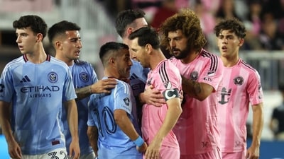 Lionel Messi and Maxi Moralez exchange words during the Inter Miami vs NYCFC match. (Getty Images via AFP) Lionel Messi and Maxi Moralez exchange words during the Inter Miami vs NYCFC match. (Getty Images via AFP)