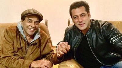 Salman Khan mourns the loss of Dharmendra on Bigg Boss 19 Weekend Ka Vaar. Salman Khan mourns the loss of Dharmendra on Bigg Boss 19 Weekend Ka Vaar.